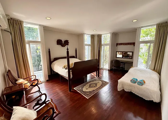 Samsen Spacious 2br Contemporary Thai Style * Bangkok